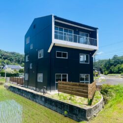 豊田市篠原町 鉄骨3階建て再生済み中古住宅 デュアルリビング型